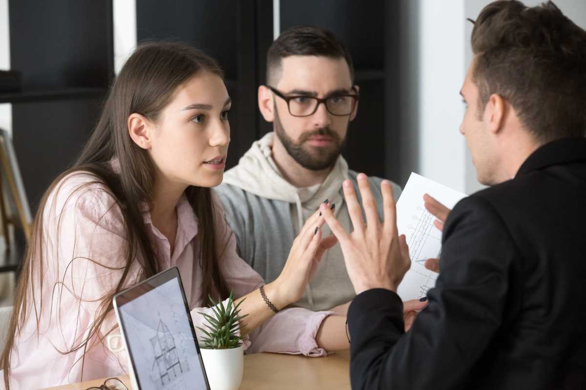 How to Find the Most Helpful Local Contractors Without Overpaying